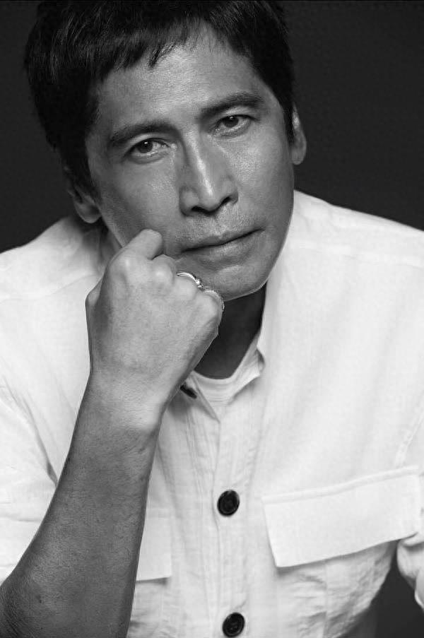 华语传奇歌手齐秦