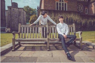 ​知名网红沈氏夫夫，一方半年前已去世？男友依然用其微博营业