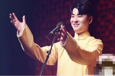 ​张云雷手术成功？曝4年前从高空摔成重伤，曾收到多次病危通知