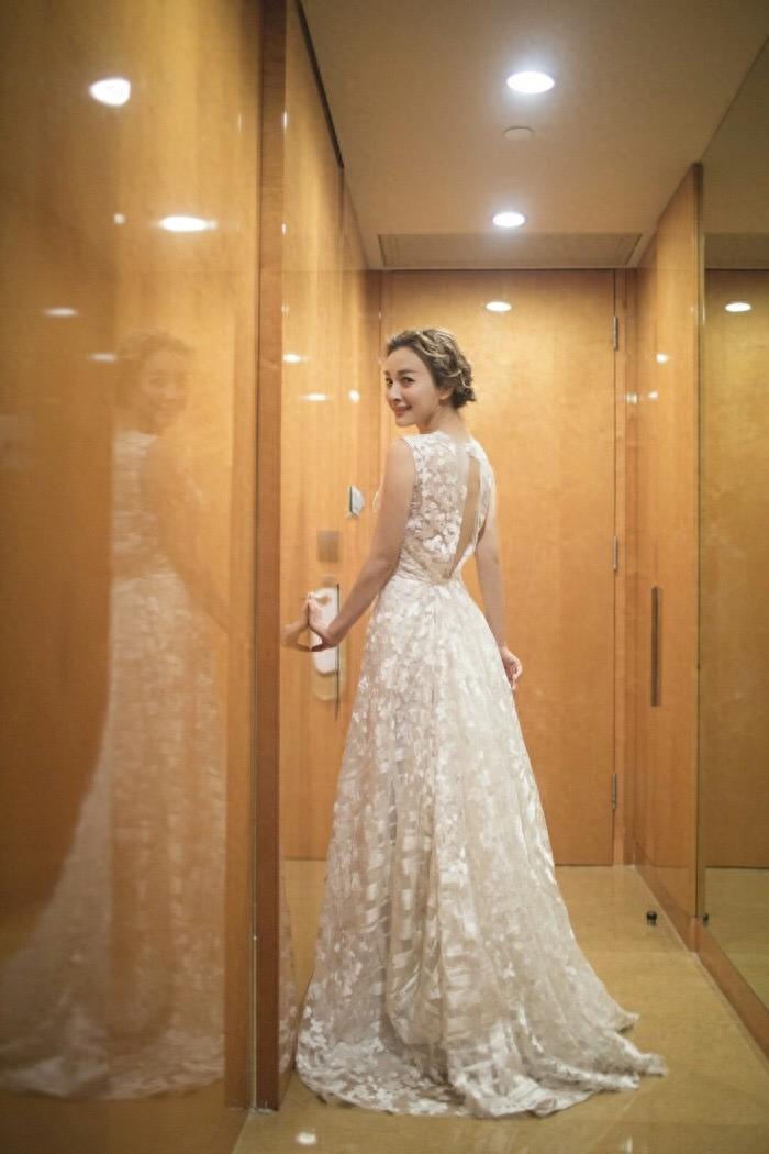 细数湖南卫视的女主持们，两个是女王，一个低调无名，一个太招黑