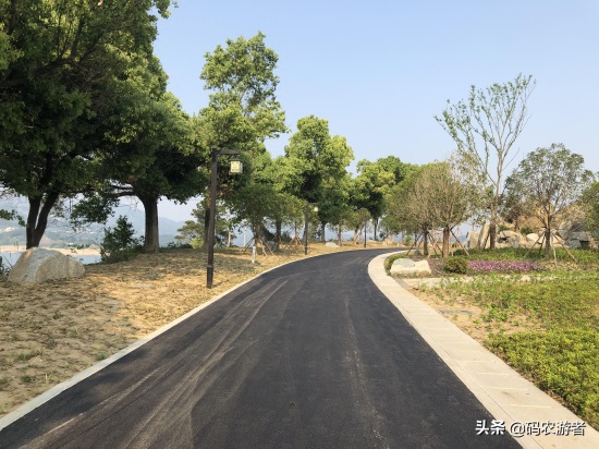 湖北秭归百姓休闲有了新去处——望江公园