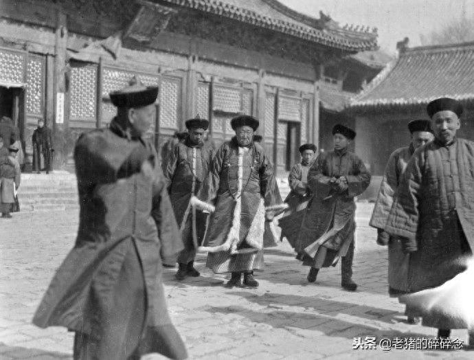 清末珍贵历史影像：北京雍和宫庙会