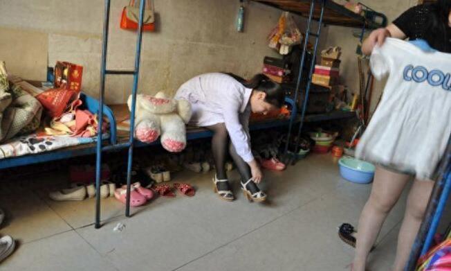 卫校女子工作生活现状