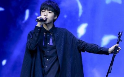 ​开学季王俊凯室友曝光，网友：保护室友！