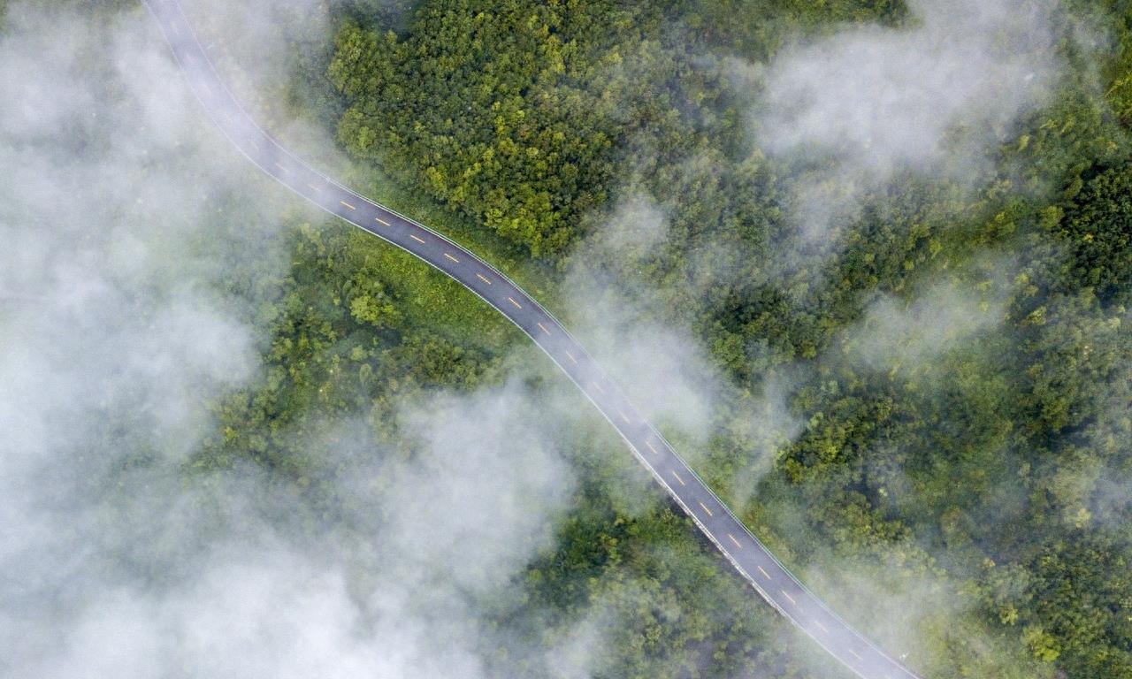 秋名山是日本群马县的上毛三山之一,实名榛名山