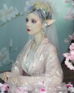 ​芭比迪丽拉自称上学时是校花，旧照曝光后，粉丝都快坐不住了