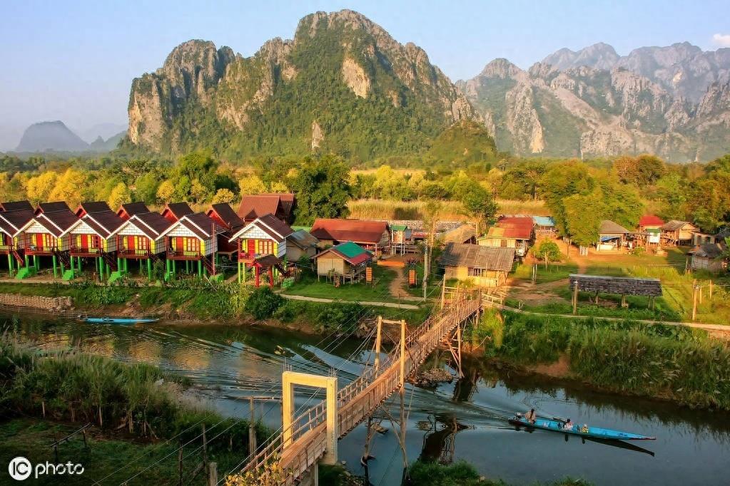 原生态的老挝万荣风光