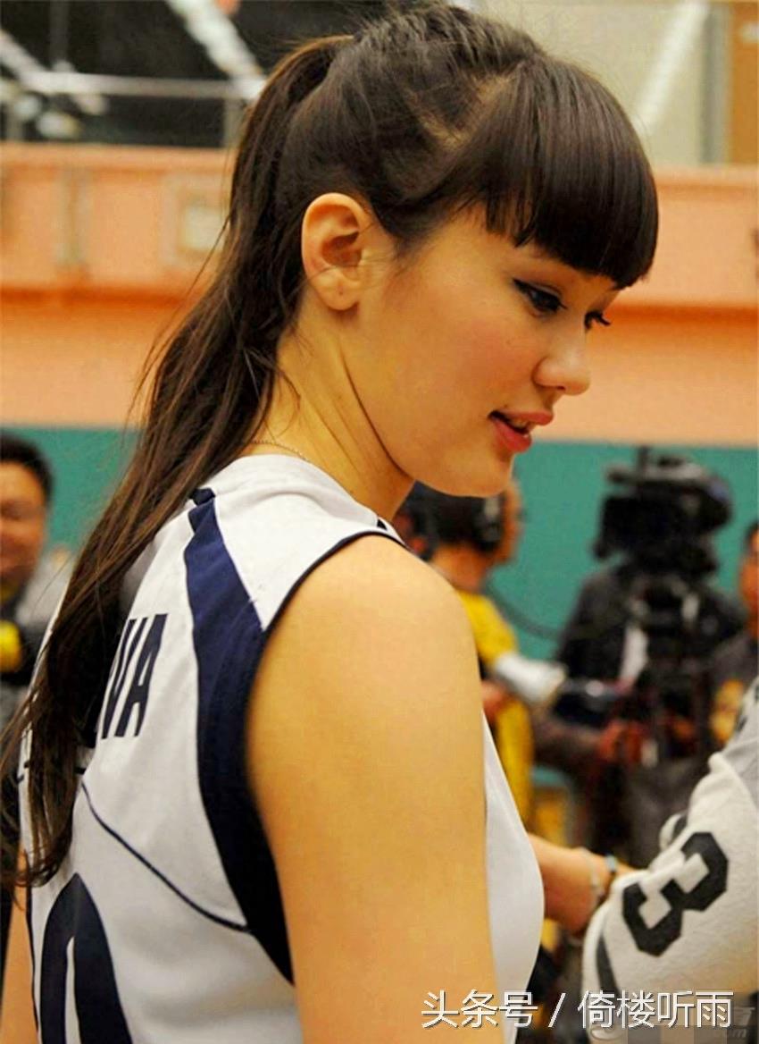 亚洲女排第一美女,哈萨克model级运动员艾媞博柯娃·莎宾娜