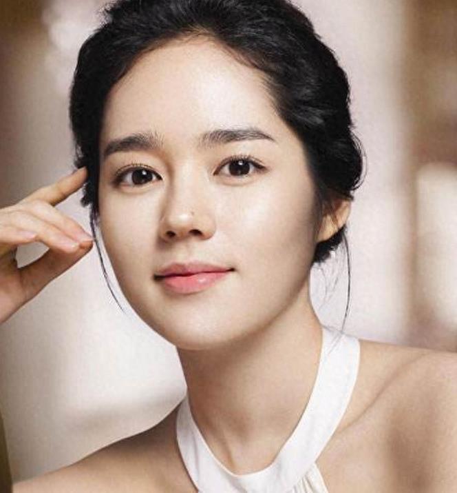 韩国8位女星照,让人傻傻分不清楚,难道我有脸盲症?