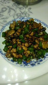 ​青椒辣子鸡的做法