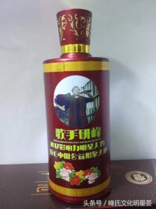 ​表面活泼内心孤僻的人会做的18件事