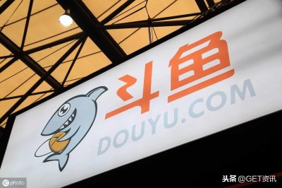 ​网红乔碧萝首次素颜公开露脸，接受采访，随后立即登上热搜第一