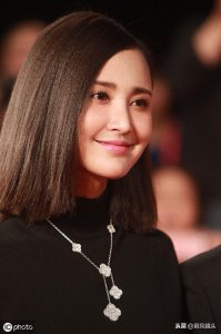 ​影视明星：张歆艺