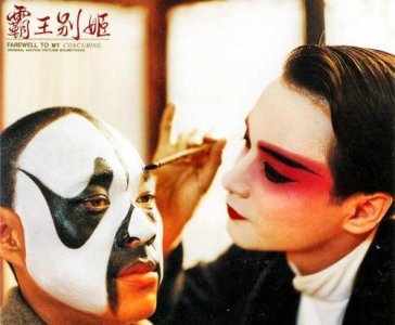 ​陈凯歌父亲对《霸王别姬》进行过指导，但影片导演是陈凯歌不是他