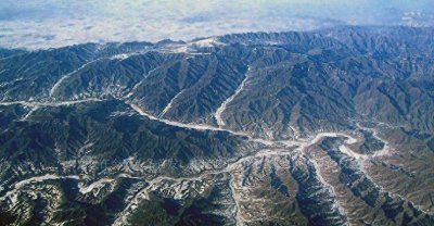 ​中国三座挖不了的陵墓，一个不敢挖，一个不能挖，一个挖不开