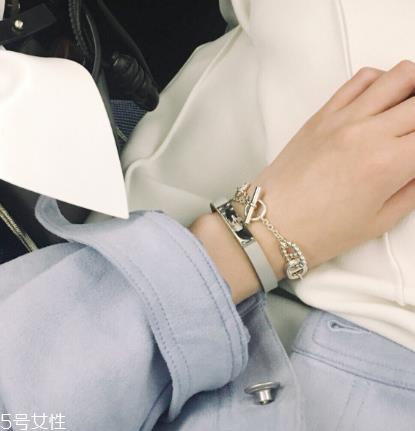 手链什么颜色好看?手链哪种颜色最好看 手链什么颜色好看?手链哪种颜色最好看