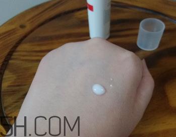 薇诺娜修红霜怎么用？薇诺娜修红霜有用吗？