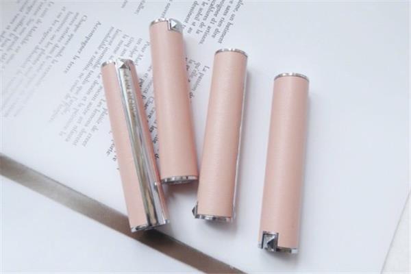 纪梵希小粉唇是唇膏吗 唇膏质地的口红