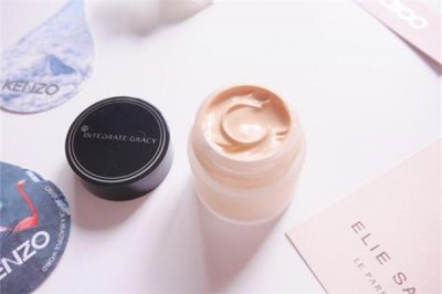 ​粉底使用误区 粉底该怎么正确使用