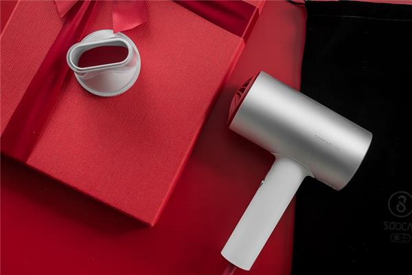 吹风机用冷风吹还是热风吹好 吹风机正确用法