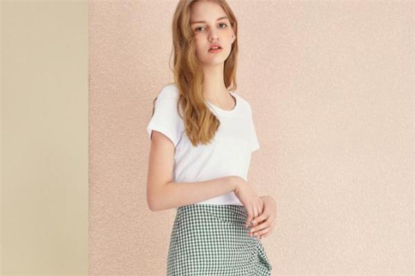 白色衣服显黑吗 白色衣服显胖吗