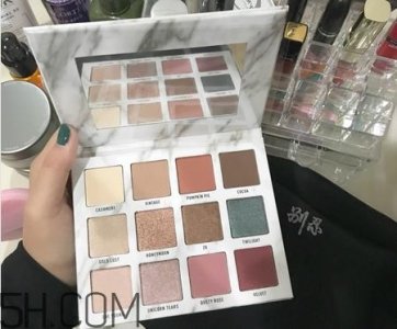 ​venus marble12色大理石眼影盘怎么用_眼妆教程