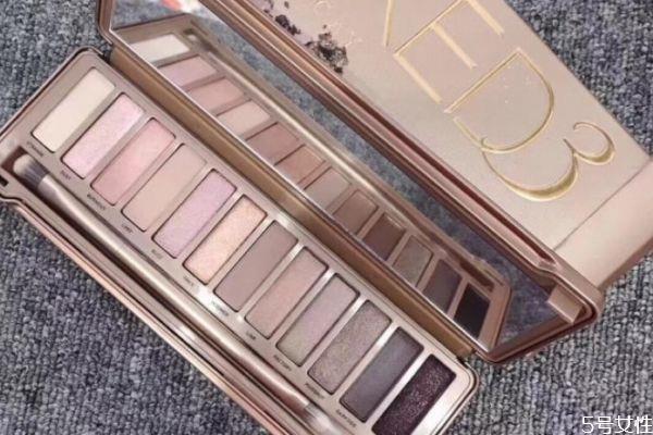 眼影一般多少钱合适 廉价眼影对眼睛的危害