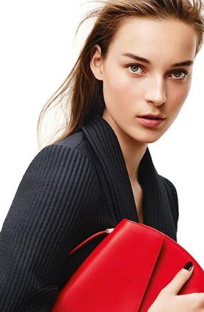 阿玛尼气垫和兰蔻气垫哪个好？