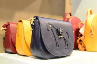 ​lapalette小马包多少钱 红遍日韩的小众包包