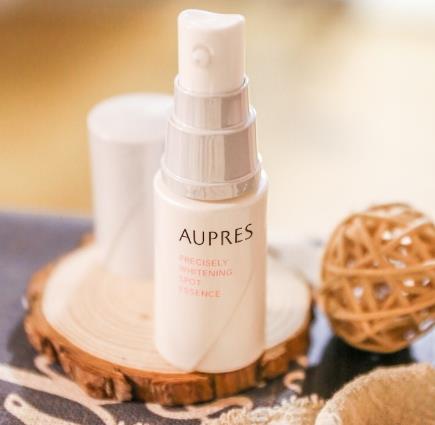 欧珀莱是植物的吗？欧珀莱是药妆吗