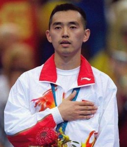 ​前国乒教练孔令辉现状：退役后转型成商人，身体发福无人认识