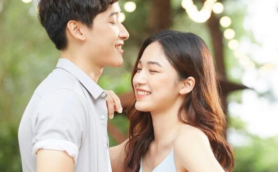 顺着人性谈恋爱什么意思