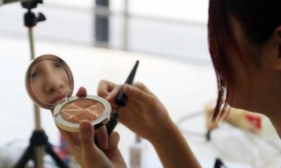 ​抖音里的美女豪车都是真的吗(抖音美女的豪车豪宅哪来的)