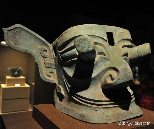 三星堆文物之解密青铜神树（三星堆青铜神树）(9)