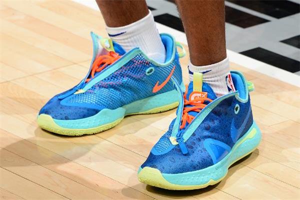 nike pg4透气性怎么样 耐克pg4鞋底软吗