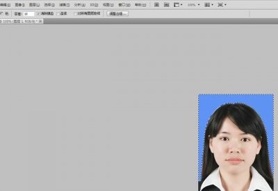 ​本白和白色的区别，证件照本白和纯白的区别图片？