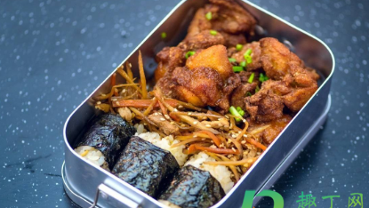 密封盒吸住了怎么打开,密封桶被气压吸住了怎么才能打开盖子图1