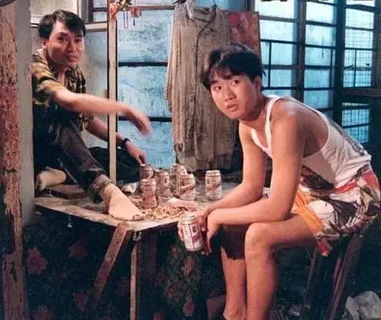 怀旧香港老电影(这些香港老电影值得你n刷)(9)