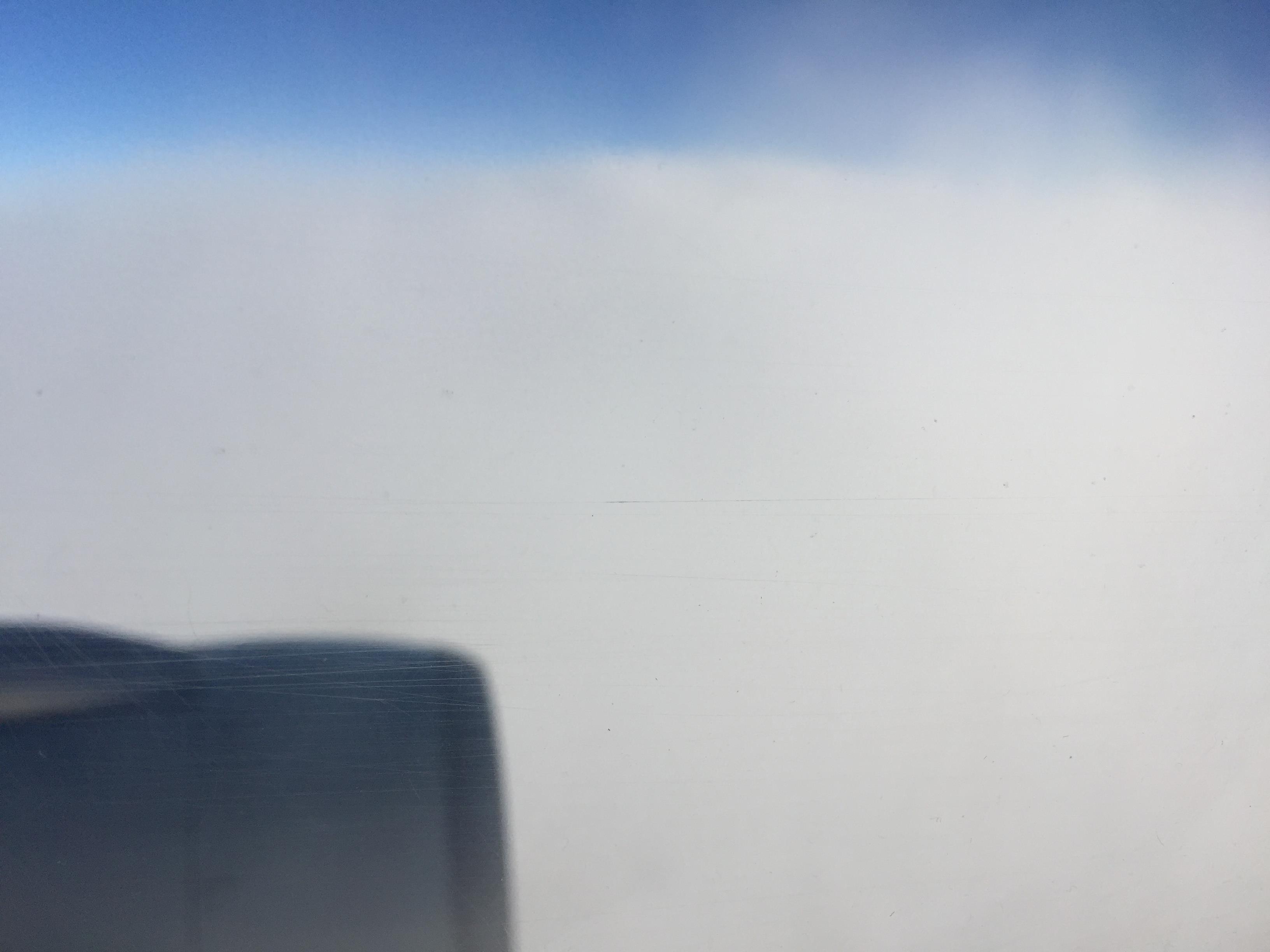 搭乘MU2922:从长春龙嘉飞往烟台蓬莱 蓝天白云景色美炸了!