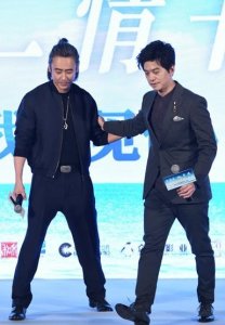 ​吴秀波痴迷李健推荐其演电影 两人缘分已久私下兴趣爱好很多